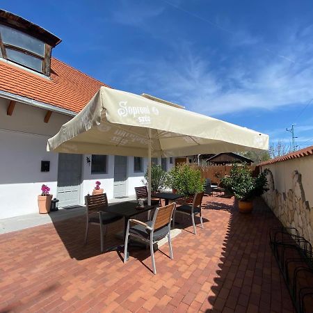 Szkita Panzio Bed & Breakfast Balatonmariafurdo Exterior photo